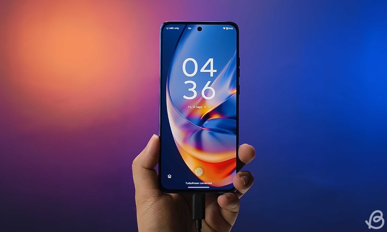Sạc Motorola Edge 50 Neo