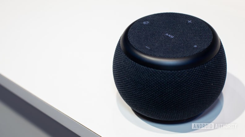 Samsung Galaxy Home Mini Xuất Hiện: Đối Thủ Của Google Home Mini và Amazon Echo Dot?