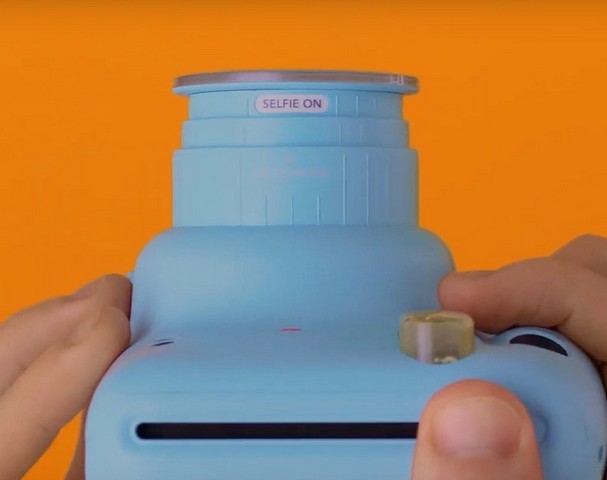 Fujifilm Instax Mini 11: Chế Độ Selfie Mới Nâng Tầm Máy Ảnh Instant