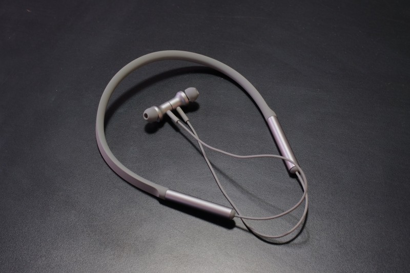 Đánh Giá Chi Tiết Tai Nghe Bluetooth Xiaomi Mi Neckband: Âm Thanh Tuyệt Đỉnh, Pin Chưa Tối Ưu