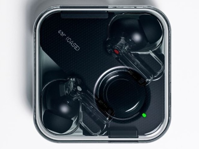 Tai nghe Nothing ear (1) Black Edition với thiết kế màu đen nhám