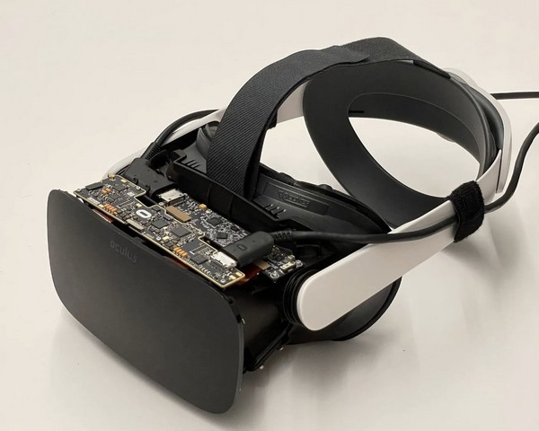 Tai nghe VR nguyên mẫu Butterscotch của Meta