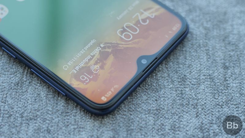 Thiết kế mặt trước Samsung Galaxy M10