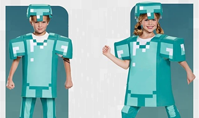 Trang Phục Giáp Minecraft: Hóa thân thành Steve với bộ trang phục giáp kim cương đầy đủ, bao gồm mũ, áo giáp và quần.