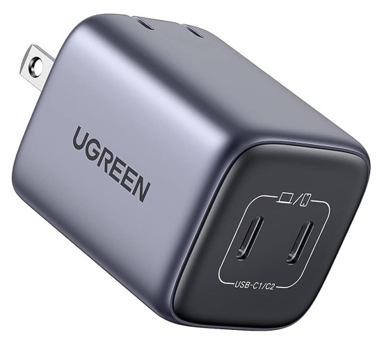 Ugreen Nexode 45W với hai cổng usb c cho Galaxy S25 Ultra