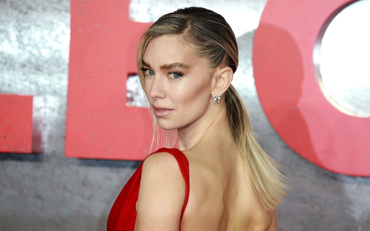 Vanessa Kirby trong vai Sue Storm