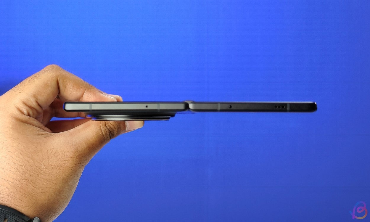 Vivo X Fold 3 Pro mở phẳng