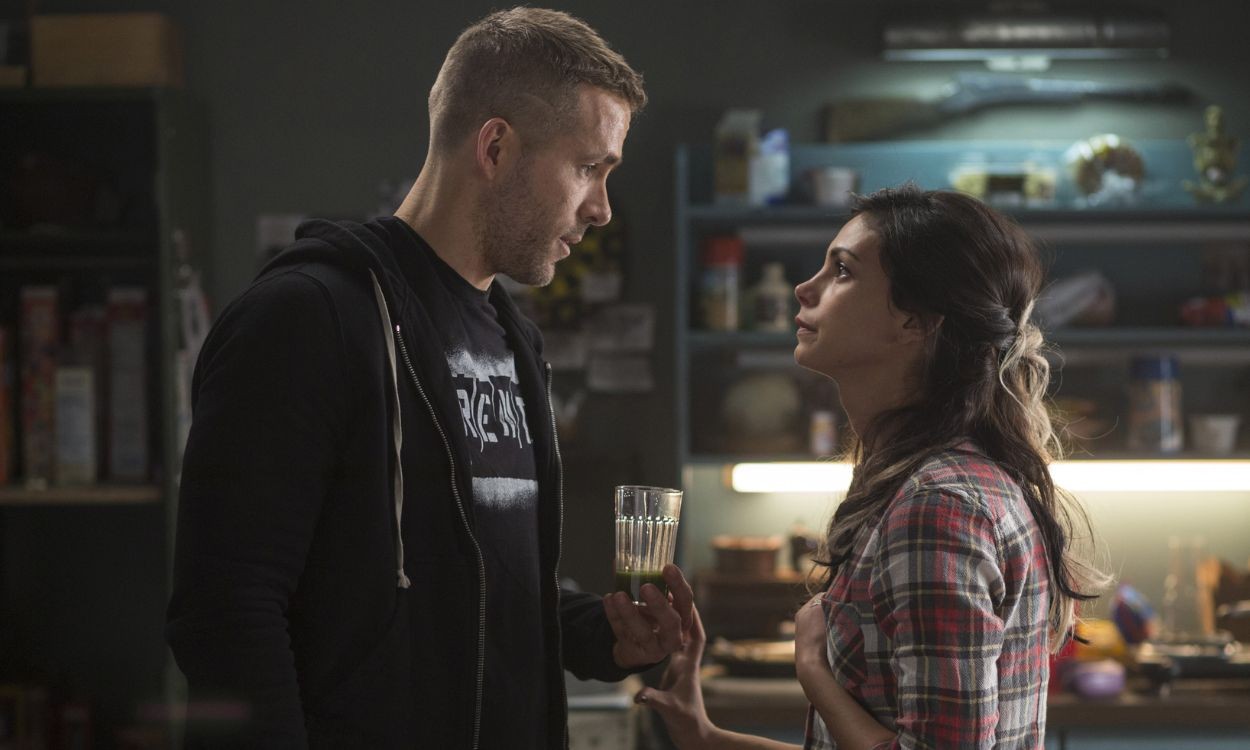 Wade and Vanessa in Deadpool 1