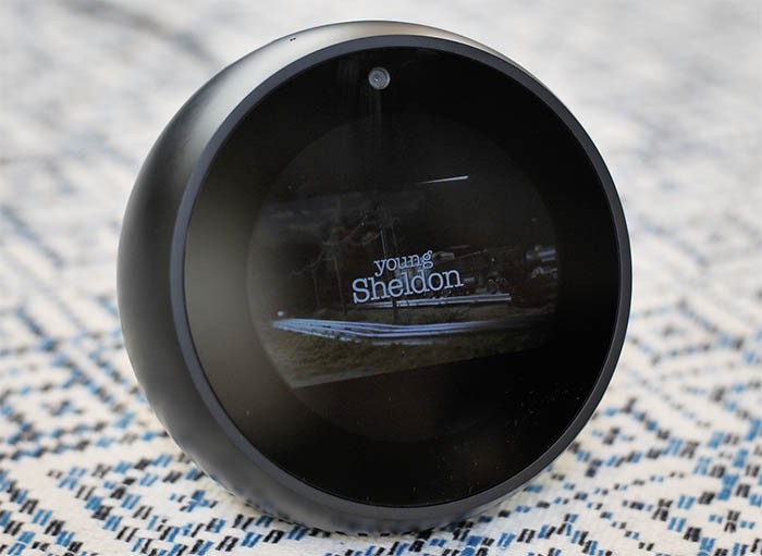Xem video trên Amazon Echo Spot